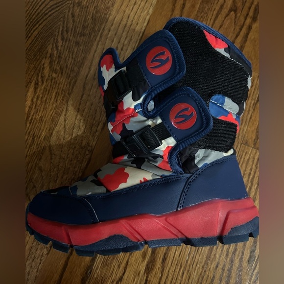 Boys Camo Insulated Winter Snow Boots Size 35 Youth US 3–3.5 - Picture 7 of 8